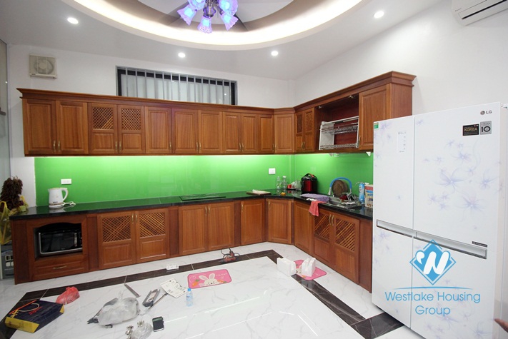 Quality house with morden style for rent in Tay Ho district 